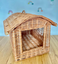 Load image into Gallery viewer, Luxury Wicker dogs’ house, cat house, pets’ house, pets’ indoor bed, rattan dogs house, rattan cats house, pet furniture, pet equipment,
