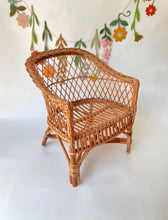 Load image into Gallery viewer, Wicker kids chair, Wicker baby chair, photoshoot chair, rattan chair, toddler chair, kids wicker armchair, kids rattan chair, natural