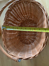 Load image into Gallery viewer, Bicycle wicker basket, basket with hooks, handlebars basket, front bike basket, bicycle basket, bike basket, size M