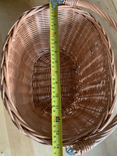 Load image into Gallery viewer, Bicycle wicker basket, basket with hooks, handlebars basket, front bike basket, bicycle basket, bike basket, unpainted,  cream colour
