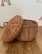 Load image into Gallery viewer, NATURAL small storage wicker basket with lid kids interior handmade from organic wicker
