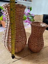 Load image into Gallery viewer, Wicker handmade Vase, Flower vase, size Medium
