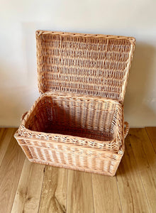 Wicker chest, wicker trunk, storage basket with lid, unpainted, 50cm