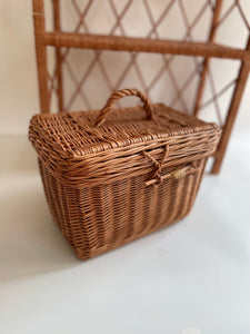 Wicker trunk storage basket, storage basket with lid,