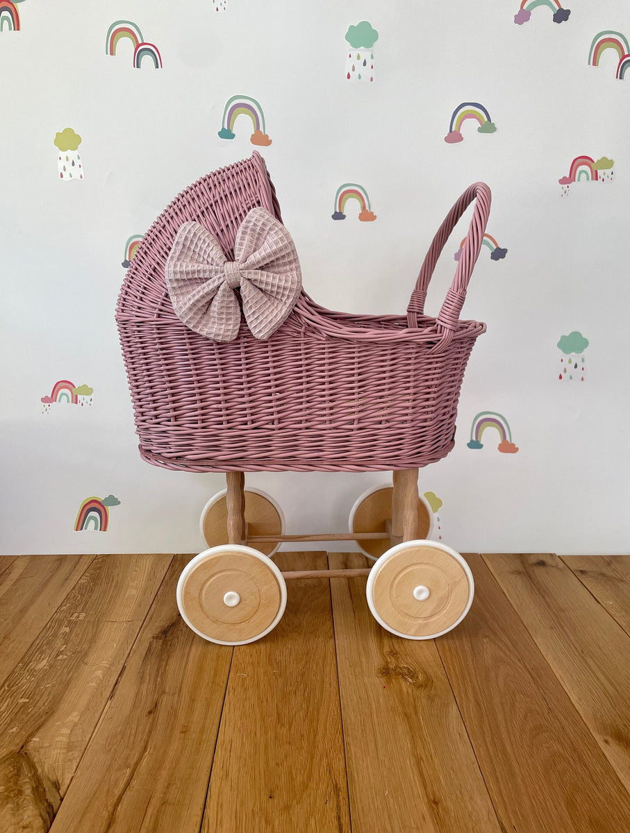 LUXURY tall wicker pram with bow and bedding included, dolls pram, bab ...
