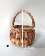 Load image into Gallery viewer, Wicker basket, flower girl basket, decoration basket, mini basket with handle, basket with handle, wedding basket
