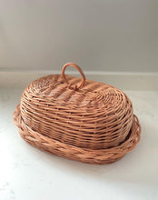 Load image into Gallery viewer, Bread basket with lid, Bread storage, wicker bread storage, wicker bread storage, Wicker bread basket, bread storage
