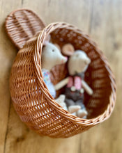 Load image into Gallery viewer, Hanging wicker basket, teddy basket, bear basket,
