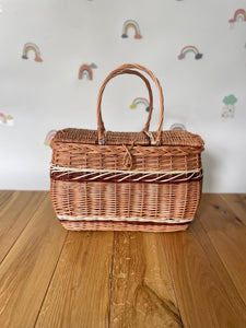 Wicker bag, shopping basket, wicker basket with lid,
