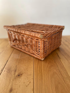 Wicker humper basket, wicker suitcase, humper basket, wicker organiser, wicker storage basket,