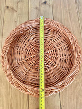 Load image into Gallery viewer, Bread basket with lid, Bread storage, wicker bread storage, wicker bread basket,
