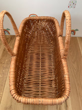 Load image into Gallery viewer, Wicker bag LARGE . Handmade. 100% natural
