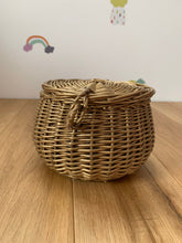 Load image into Gallery viewer, GOLD storage wicker basket kids interior kids room kids picnic basket, basket with lid, rattan basket, wicker basket
