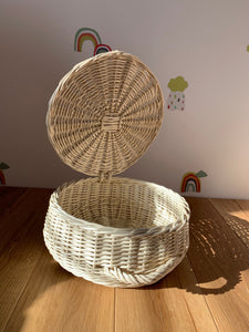 CREAM BLEACHED wicker rattan round storage basket , basket with lid