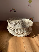 Load image into Gallery viewer, CREAM BLEACHED wicker rattan round storage basket , basket with lid
