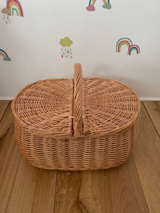 Picnic basket,  storage basket,  sensory basket