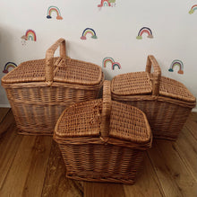 Load image into Gallery viewer, Small kids NATURAL picnic basket storage basket sensory basket
