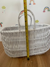 Load image into Gallery viewer, White wicker bag
