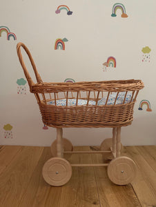 simple | WICKER PRAM | doll pram | wicker doll pram UK |baby doll pram | pram toy | wooden pram | baby pram | wicker dolls pram | natural