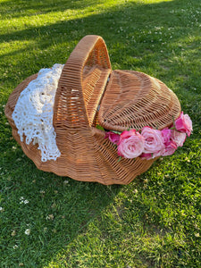 Picnic basket, wicker basket, Large.