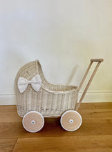 Load image into Gallery viewer, LUXURY wicker pram with bow and bedding included, doll pram, wicker pram, baby doll pram, pram toy, wooden pram, wicker dolls pram, CREAM
