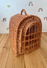 Load image into Gallery viewer, Cat carrier, wicker cat house, cat bed, cat wicker carrier, cat travel basket, wicker basket, pets basket, dog carrier, dogs bed, dogs house
