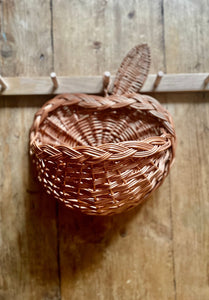 Hanging APPLE wicker basket, kids interior basket,  storage basket, hanging basket, wicker basket, wall basket