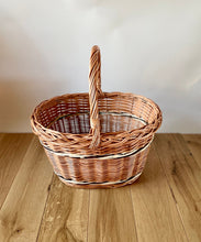 Load image into Gallery viewer, Wicker shopping basket, storage basket, Large
