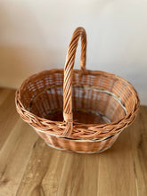 Load image into Gallery viewer, Wicker shopping basket, storage basket, Large
