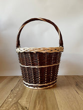 Load image into Gallery viewer, Wicker shopping basket, storage basket, Round basket with handle, Large
