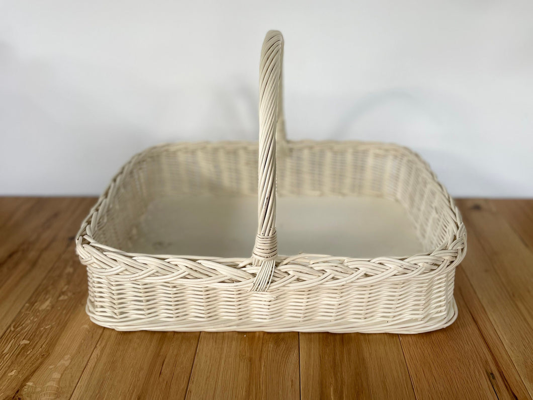 Wicker basket with handle, tray with handle, fruit tray, unpainted, made from white wicker